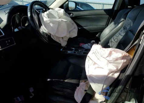 2016 Mazda Cx-5 Gt z USA, uszkodzony, nr VIN JM3KE4DY8G0799397